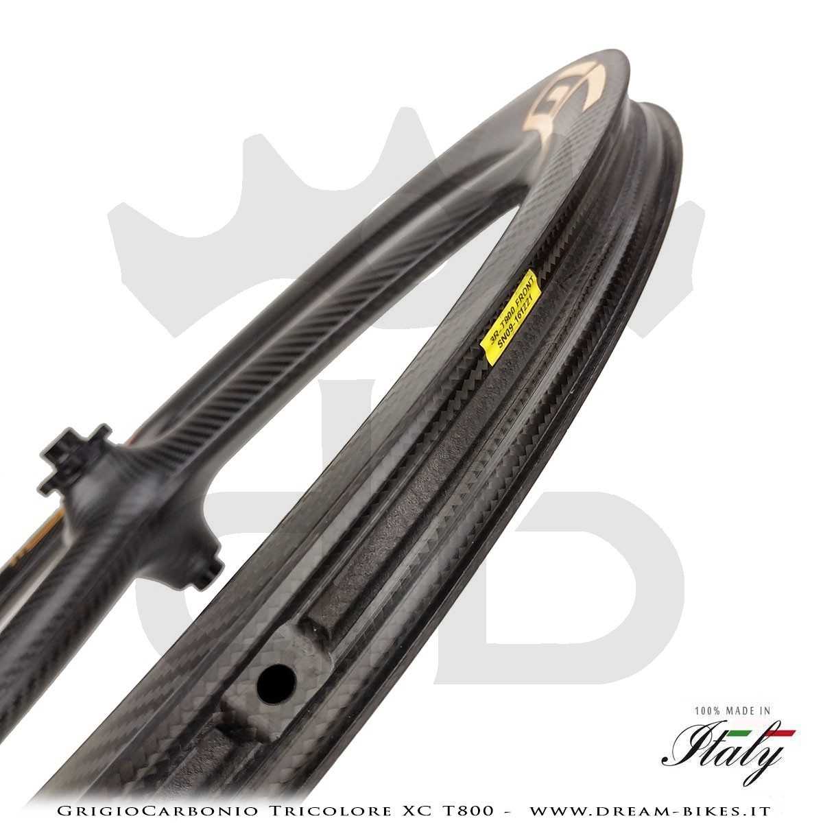GrigioCarbonio Tricolore XC T800 29" Ruote a Razze Carbon  1290 gr.