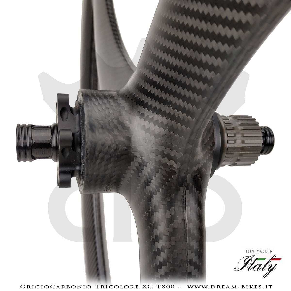 GrigioCarbonio Tricolore XC T800 29" Ruote a Razze Carbon  1290 gr.