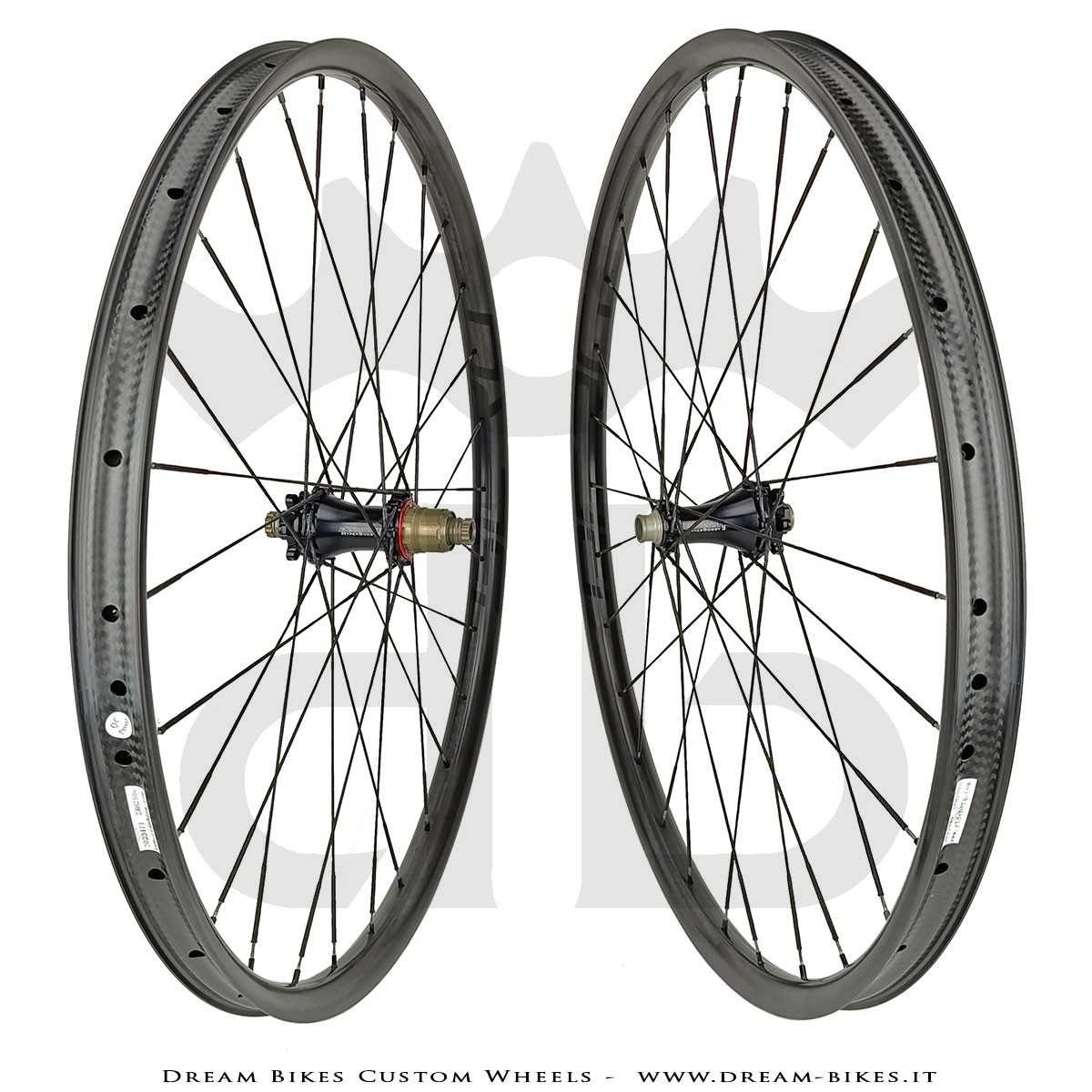 Ruote 29" PORTE (ex BERG) Rathe 30.6 XC UL - Extralite HyperBoost3 - Berd Dyneema - 895 gr.