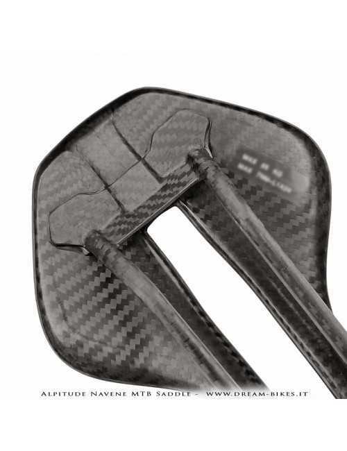 Alpitude Navene Sella Full Carbon Ultraleggera Da 69 gr.