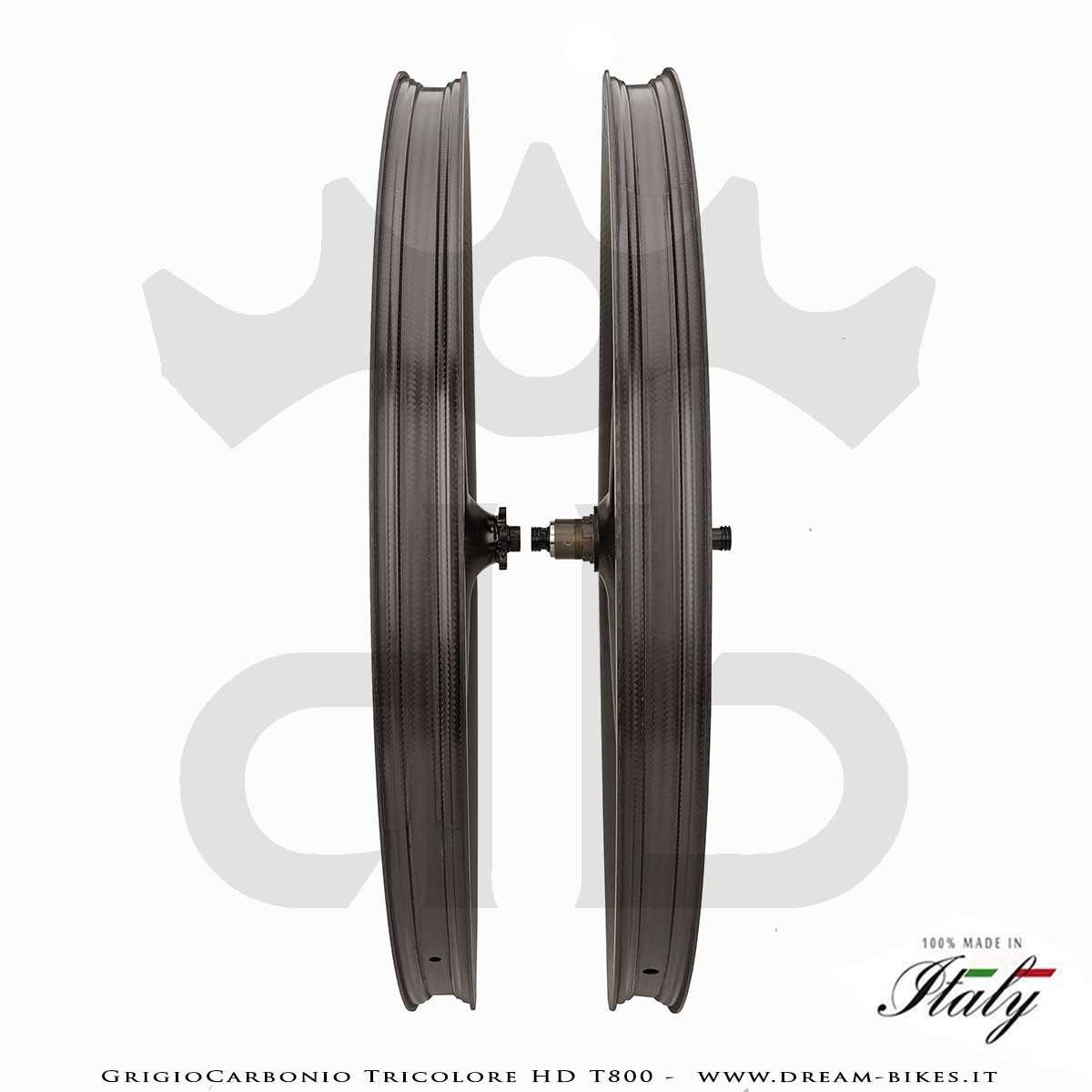 GrigioCarbonio Tricolore HD T800 29" Ruote a Razze Carbon E-Bike 1390 gr.