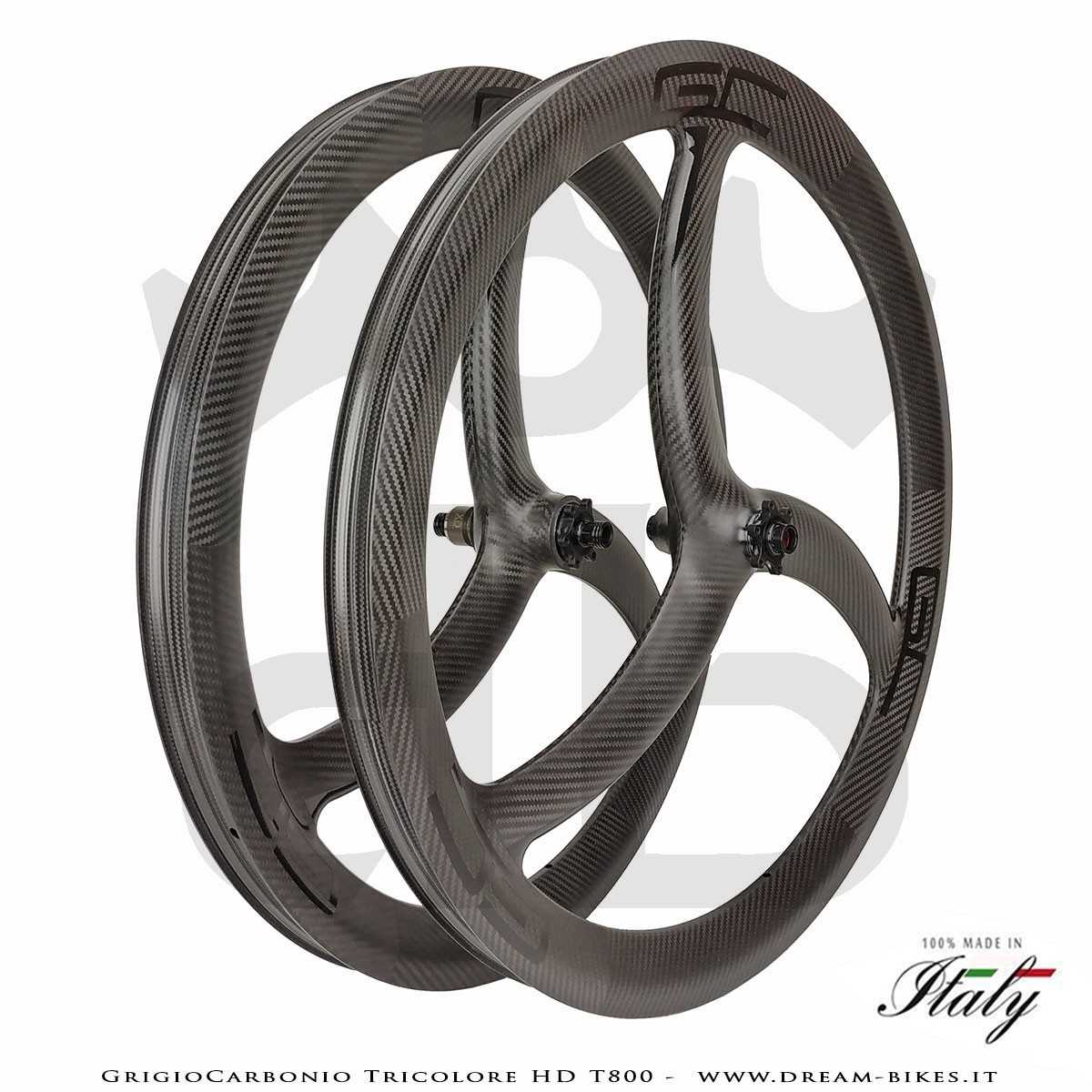 GrigioCarbonio Tricolore HD T800 29" Ruote a Razze Carbon E-Bike 1390 gr.