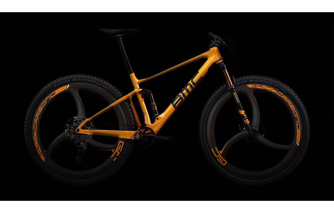 GrigioCarbonio Tricolore XC T800 29" Ruote a Razze Carbon 1250 gr.