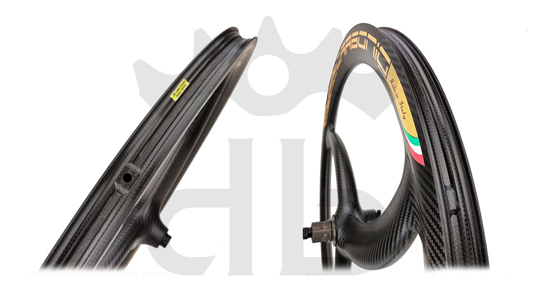 GrigioCarbonio Tricolore XC T800 29" Ruote a Razze Carbon 1250 gr.