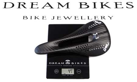 gelu carbon creation s3 ultralight saddle 45 gr. gelu carbon creation s3 ultralight saddle 45 gr.